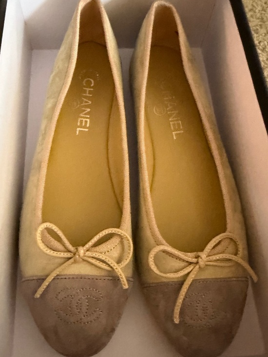 CHANEL Shoes - nib chanel ballet flats